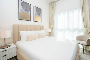 Luxury Brand New 2BR Apt at Dubai Hills