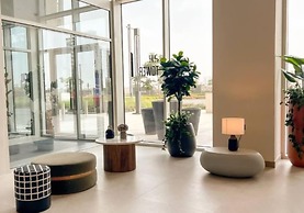 Luxury Brand New 2BR Apt at Dubai Hills