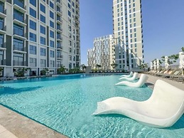 Luxury Brand New 2BR Apt at Dubai Hills