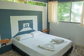 La Playita Hotel