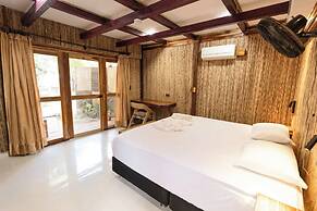 La Playita Hotel
