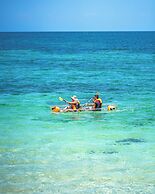 La Playita Hotel