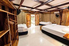 La Playita Hotel
