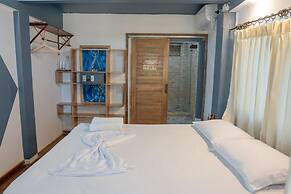 La Playita Hotel