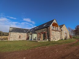 Reyflat Barn