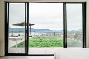 Salt w Pool Sauna Lake View Upper Mission Lux