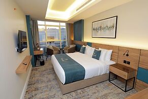 Aluya Hotel