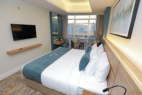 Aluya Hotel
