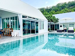 One Villa Samaesarn