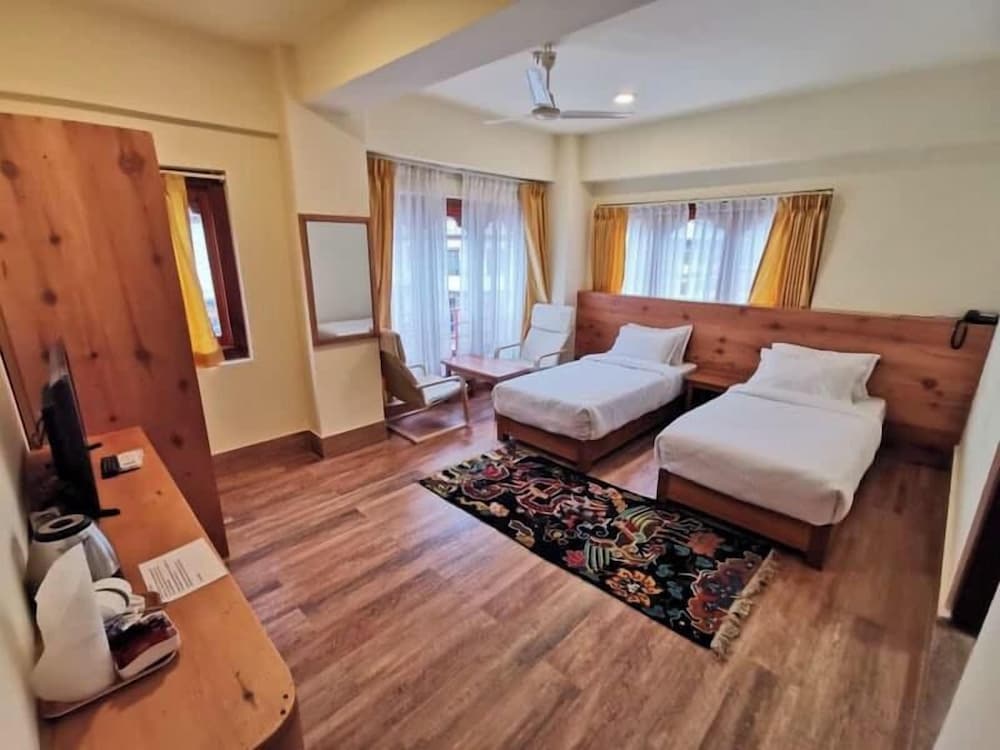 Hotel Khuruu Khuruu