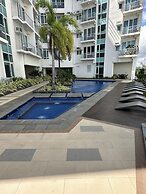 Comfy Studio UnitM OneMadison35