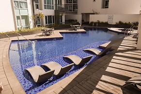 Comfy Studio UnitM OneMadison35