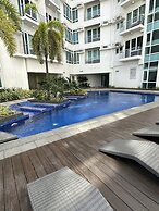 Comfy Studio UnitL OneMadison35