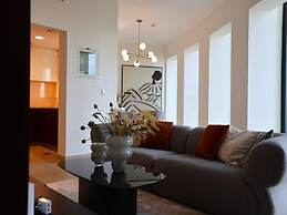 Elegant 1BR Oasis Burj Vista