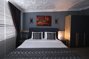 CLK Suites Hotel