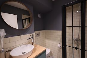 CLK Suites Hotel