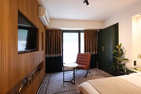 CLK Suites Hotel