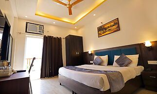 Hotel Admire Stay