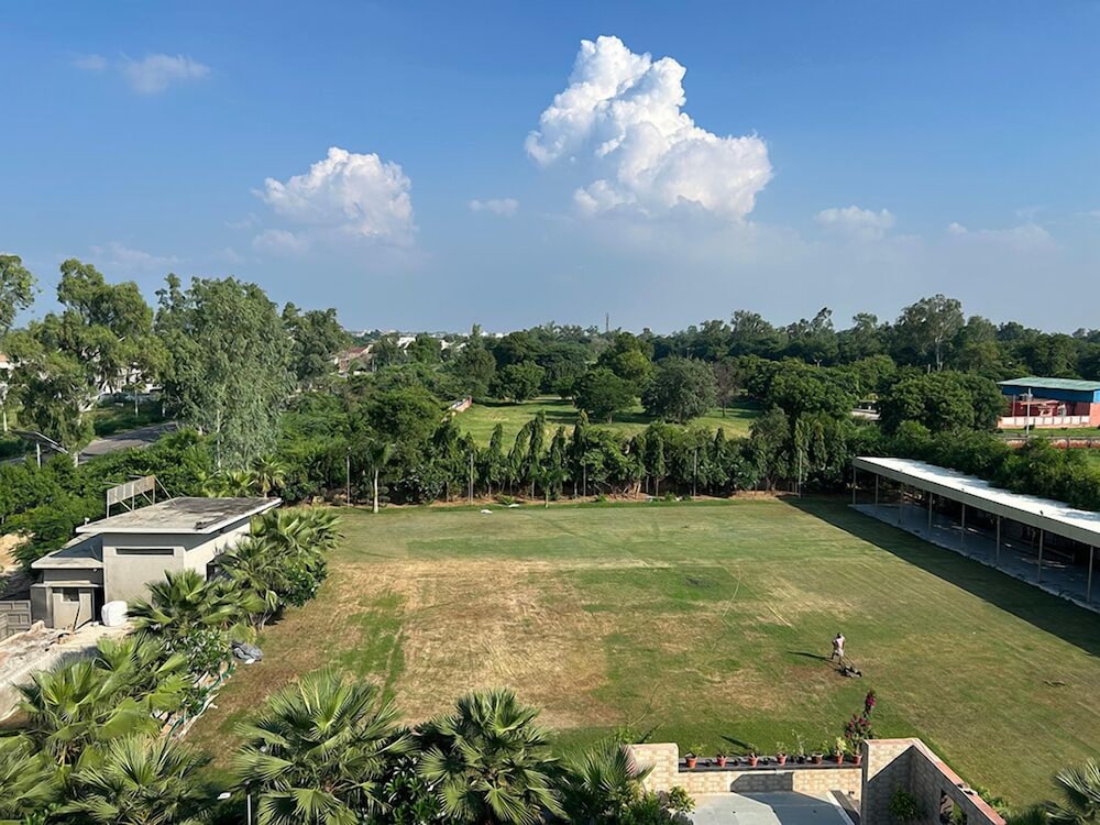 Amarvilas Hotel & Resort