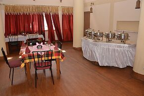 Hotel Drona