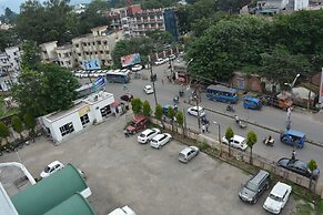 Hotel Drona