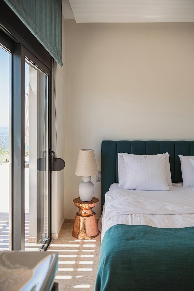 Villa Jamila by Cura Villas Collection