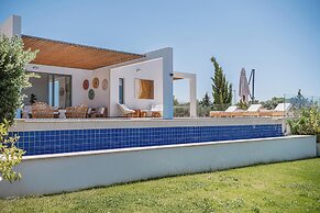 Villa Jamila by Cura Villas Collection