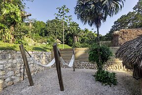 Jade Jungle Resort