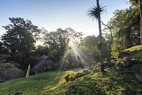 Jade Jungle Resort
