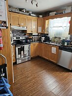 Cozy Pet Friendly Home