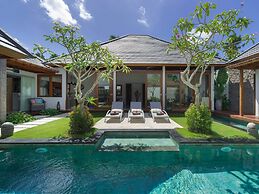 Elegant and Tranquil 4 Br Pool Villa