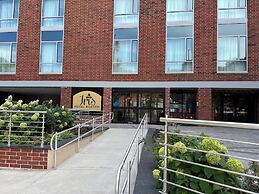Iris Hotel Boston