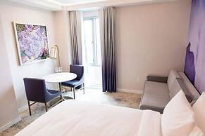 Iris Hotel Boston