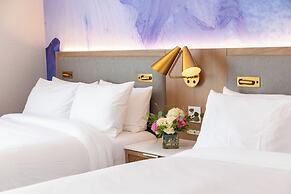 Iris Hotel Boston