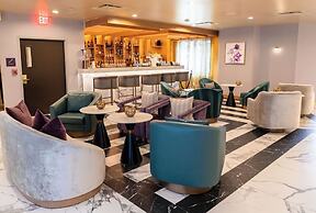 Iris Hotel Boston