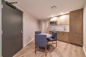 Iris Hotel Boston