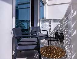 Luxurious 1BR Oasis Panoramic Views