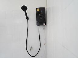 RoomQuest Hotel Pratunam