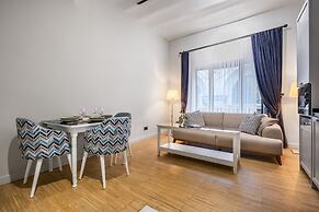 DeCamondo Residence