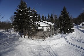 THE VILLA ABASHIRI
