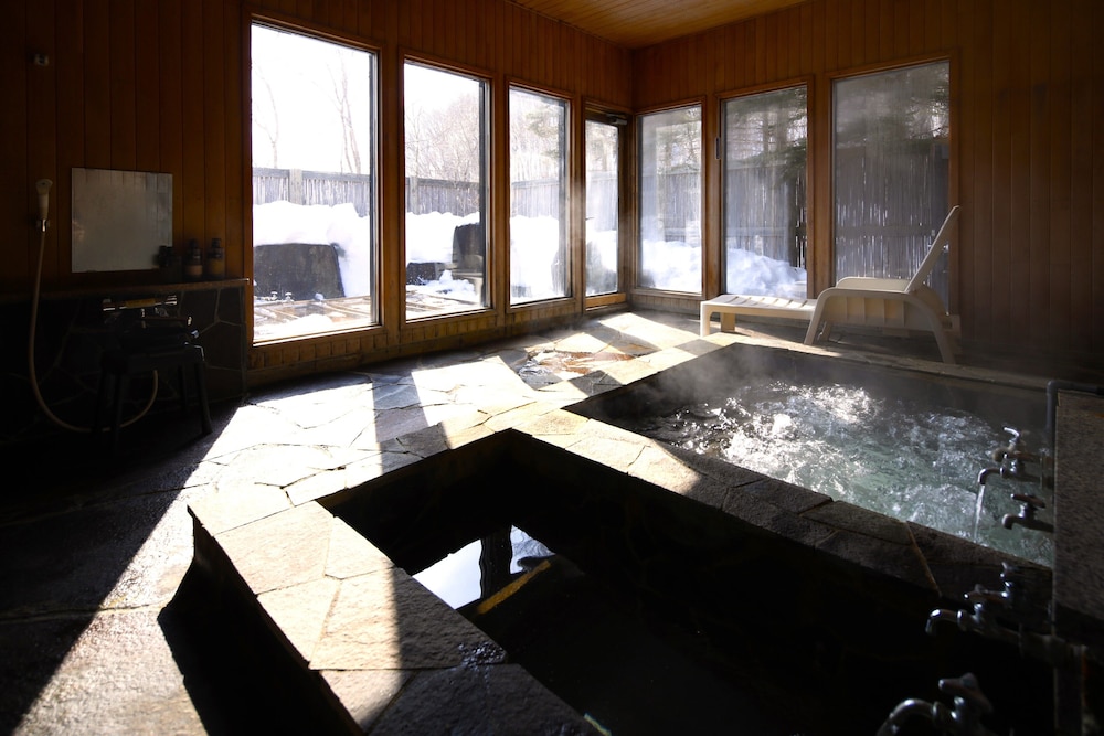 THE VILLA ABASHIRI