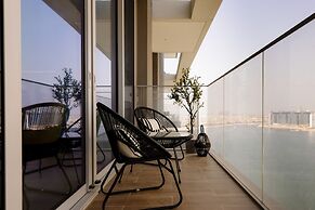 Beachfront Elegant 2BR Condo