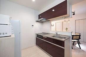 Stella Court Tengachaya