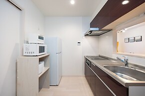 Stella Court Tengachaya