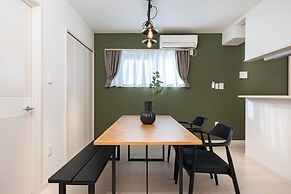 Stella Court Tengachaya