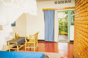 ISANGE PARADISE RESORT