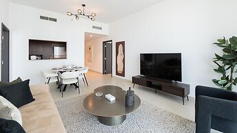 Premium 2BR Downtown Apt w Dubai Mall Access