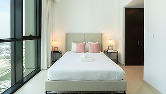 Premium 2BR Downtown Apt w Dubai Mall Access