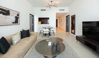 Premium 2BR Downtown Apt w Dubai Mall Access