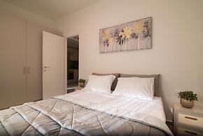 Lodge Apartments